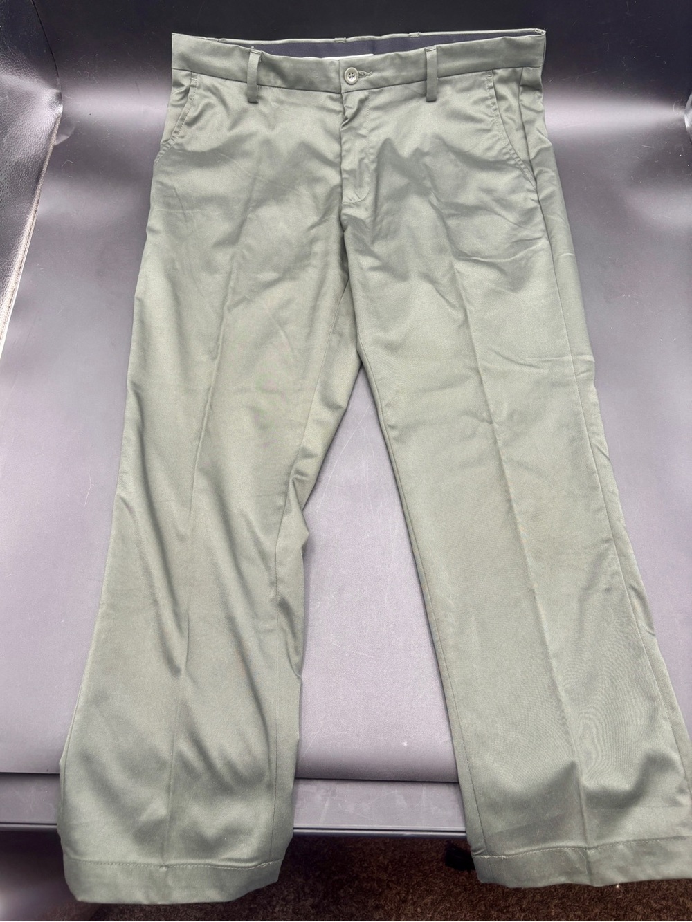 Amazon Essentials Olive Green Slim-Fit Chinos - 34x28 (Great Condition!)